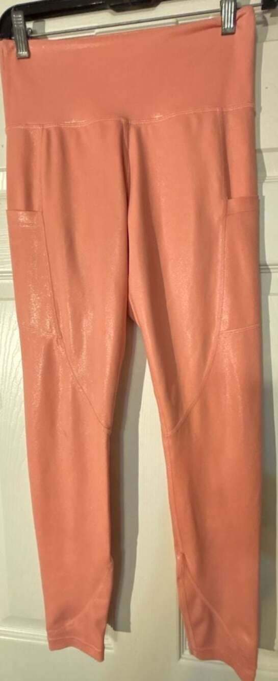 Curves N Combatboots Shimmer High-Waisted Pocket Leggings